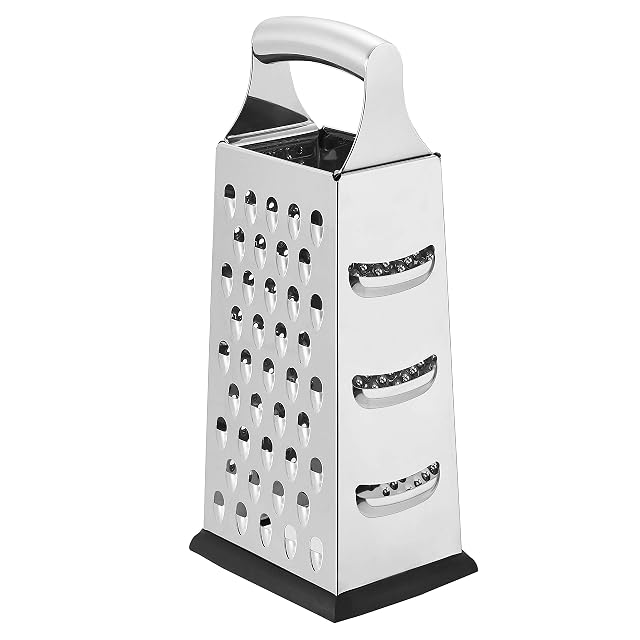 Râpe à quatre faces en inox Amazon Basics de 22,9 cm